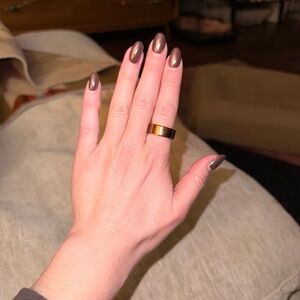 Oura Stylish Gold Wearable Ring